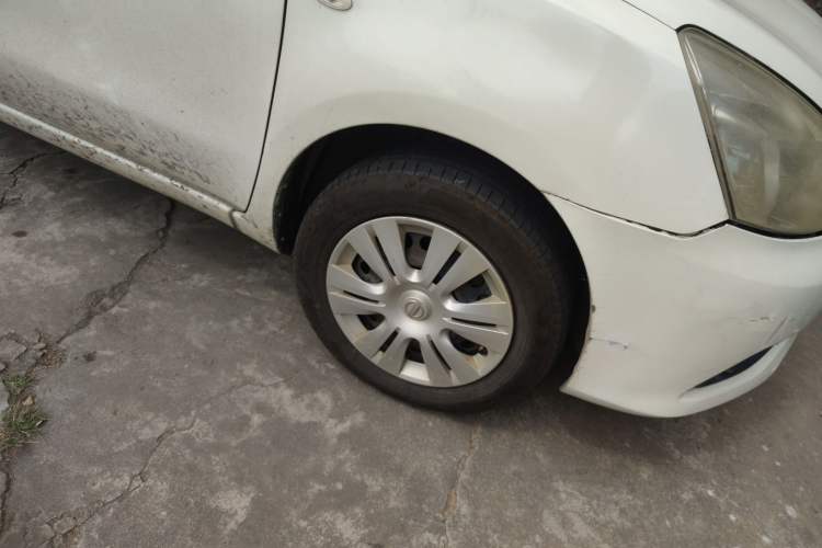 Used Nissan Livina 2013 1.6XE Manual Comfort Edition