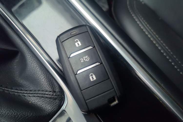 Used Changan CS75 2021 Honor Million Edition 280T DCT Luxury Model