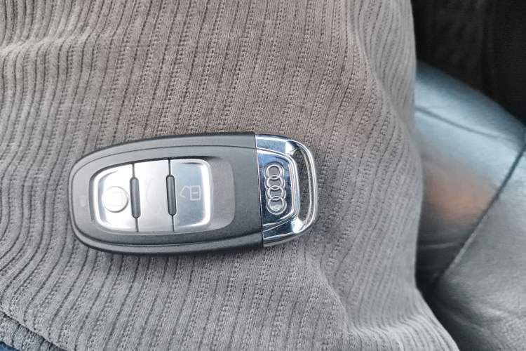 Used Audi A6L 2016 30 FSI Comfort Version Vehicle Key