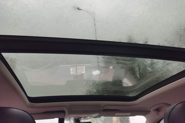 Used Volkswagen Tiguan L 2022 330TSI Automatic Two-Wheel Drive Smart Edition