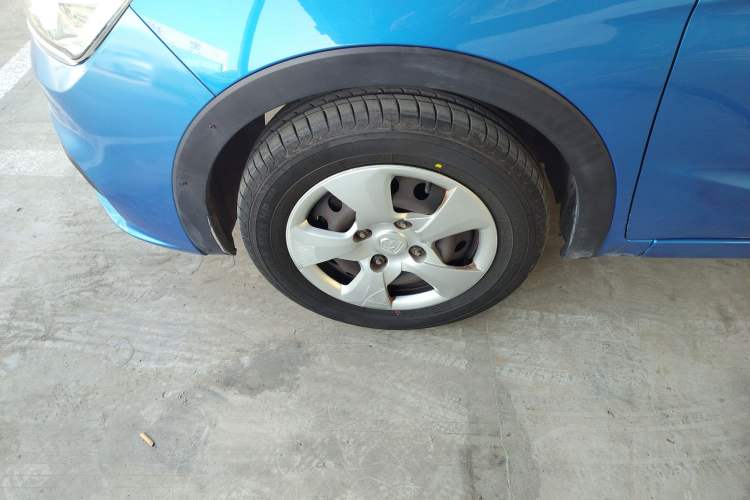 Used Baojun 310 2016 1.2L manual Comfort trim level