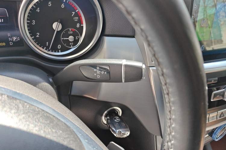 Used Mercedes-Benz M-Class 2014 ML 320 4MATIC