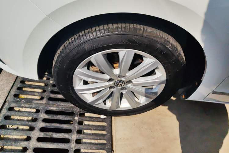 Used Volkswagen Bora 2016 1.6L Manual Comfort Model
