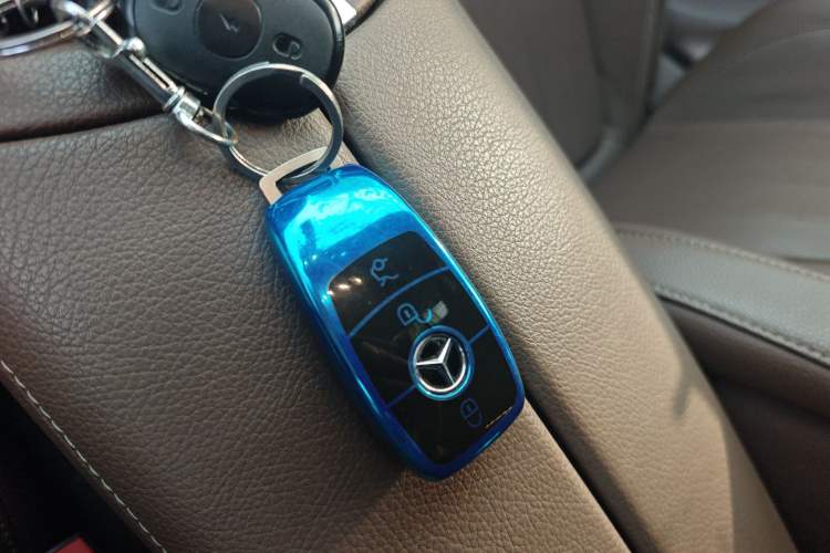 Used Mercedes-Benz E-Class 2019 E 260 L Vehicle Key