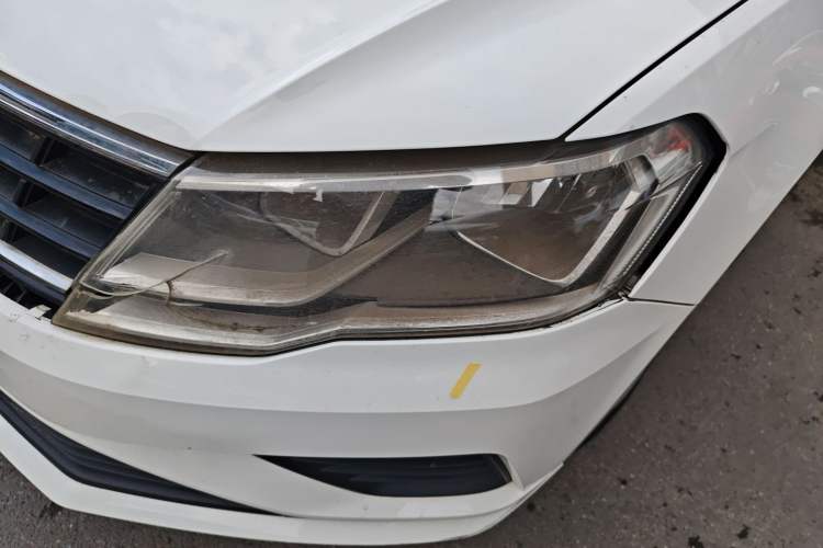 Used Volkswagen Jetta 2017 1.5L Manual Fashion Edition Left Front Headlight