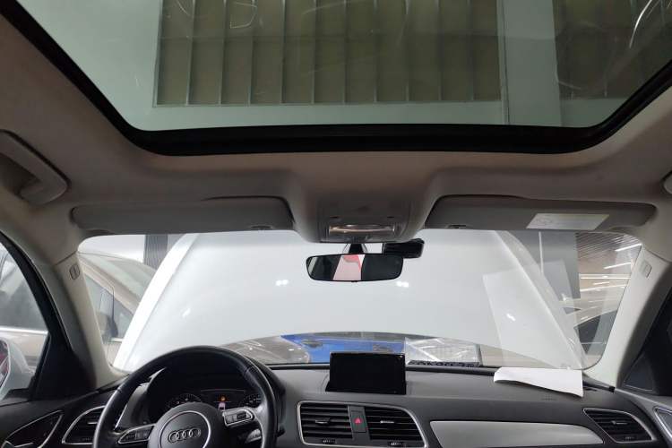 Used Audi Q3 2017 35 TFSI Fashion Model