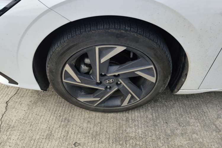 Used Hyundai Elantra 2023 1.5L CVT GLX Elite Edition
