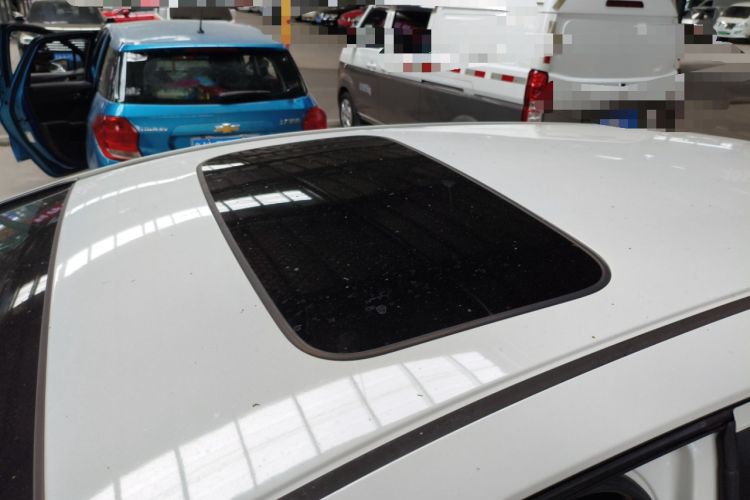 Used Honda Fit 2016 1.5L LXS CVT Comfort Sunroof Version Roof