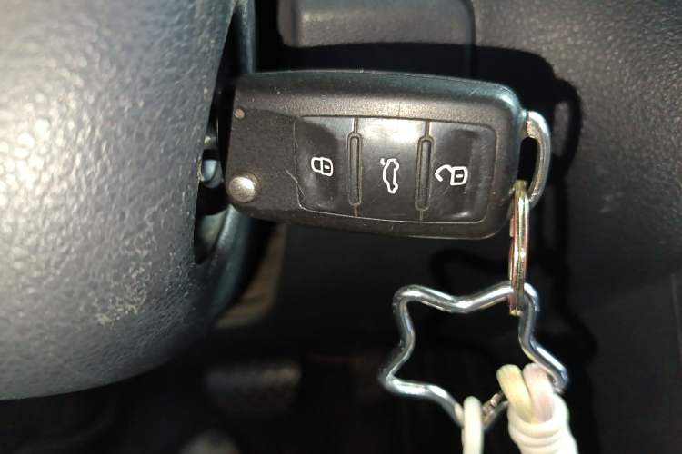 Used Volkswagen Polo 2014 1.6L Automatic Comfort Edition Vehicle Key