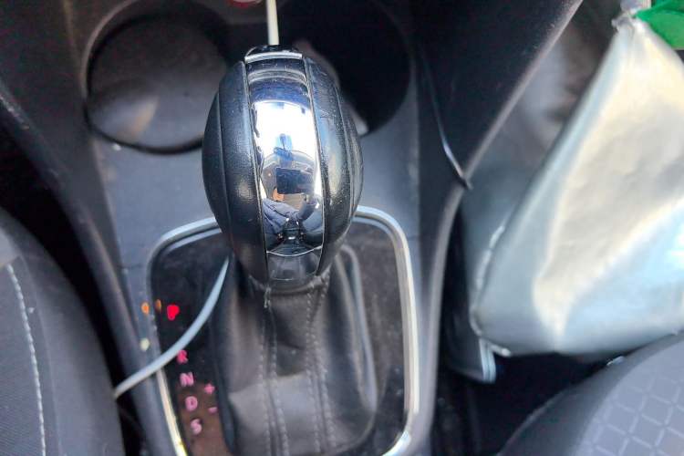 Used Volkswagen Polo 2014 1.6L Cross Polo Automatic