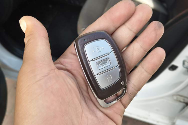 Used Hyundai Elantra (6th Generation / Lingdong) 2019 1.4T Dual-Clutch Xuan Dong · Dynamic Model Vehicle Key