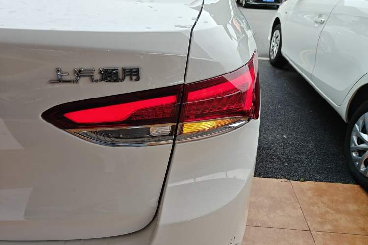 Used Buick GT 2021 Revised Version Flagship 1.5L Automatic Elite Edition Right Rear Taillight