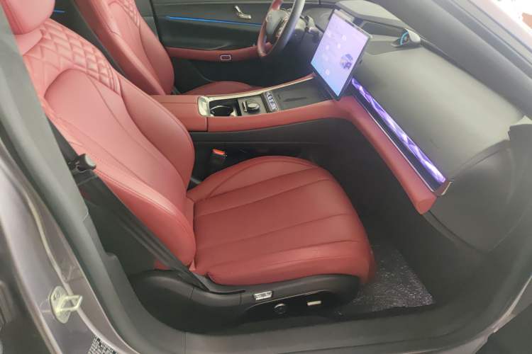 Used EXEED Star Era ES 2025 Extended-Range Max Urban Assisted Driving Right Front Seat