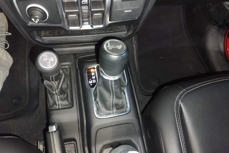 Used Jeep Wrangler New Energy 2021 Four-Door 2.0T 4xe Sahara First Edition
