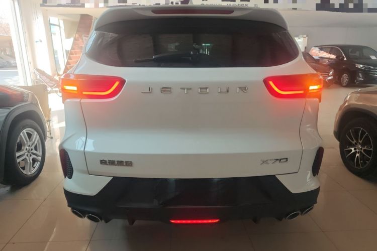 Used JETOUR X70 2024 1.5T DCT Enjoyment Edition 5 Seats