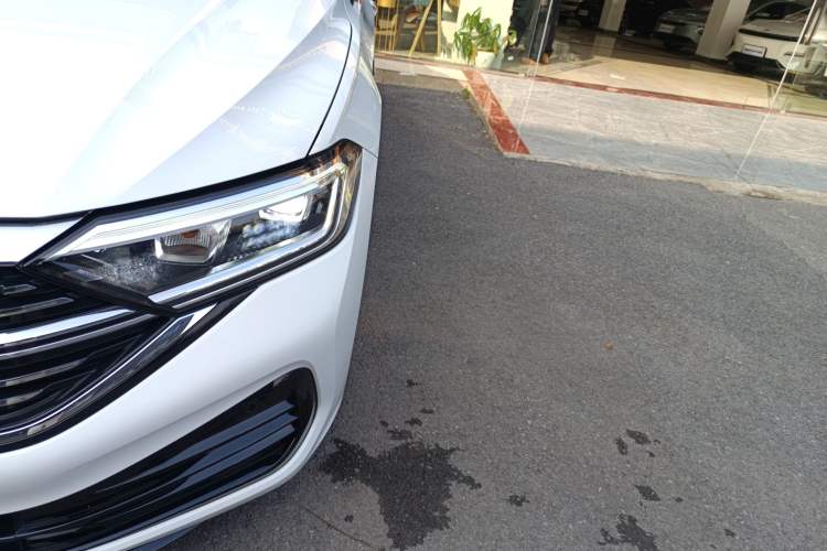 Used Volkswagen Sagitar 2023 300TSI DSG Excellence Edition Left Front Headlight