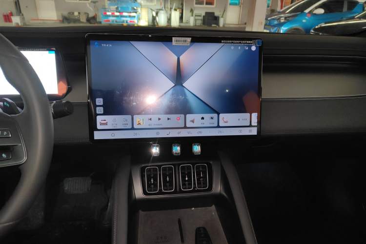 Used BYD Song L EV 2025 Intelligent Driving Version 662 km LiDAR Excellence Edition
