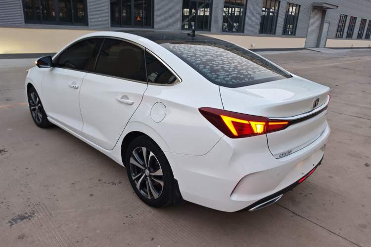 Used CHANGAN Eado 2021 PLUS Blue Whale NE 1.4T GDI DCT Flagship Model
