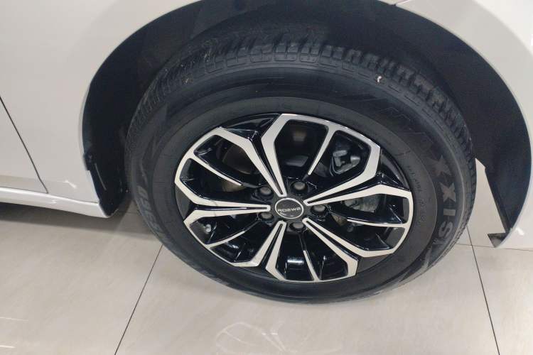 Used Roewe i6 MAX New Energy 2021 EV 500 Skyroof Deluxe Edition Exterior 4