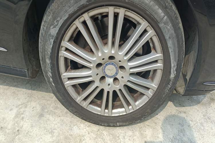 Used Mercedes-Benz E-Class 2011 E 200 L CGI Elegant Model