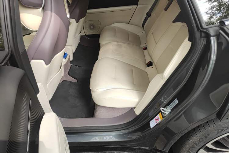 Used Avatr 12 2024 Updated Version 700 Three-Laser Rear-Wheel Drive Luxury Edition Left Rear Seat