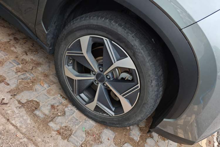 Used AION V 2023 Plus 70 Smart Tech Edition Lithium Iron Phosphate