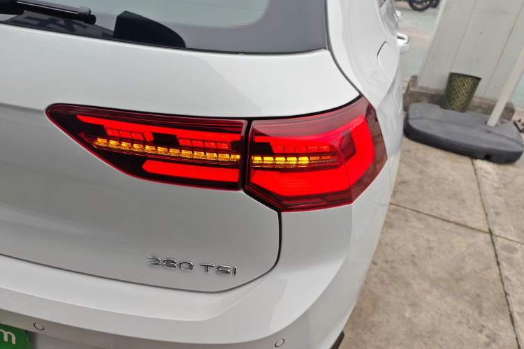 Used Volkswagen Golf 2024 280TSI DSG R-Line 50th Anniversary Edition