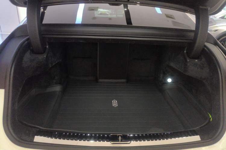 Used Hima S800 2025 Model, Pure Electric Starlight Premium Edition, 5 Seats