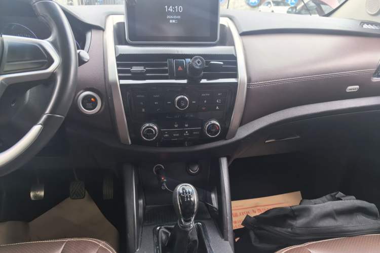 Used Bisu T5 2017 1.5T Manual Luxury Model
