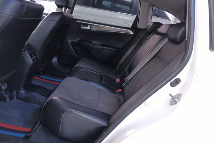 Used Honda Jade 2016 1.8L Automatic Comfort Elite Version 5 Seats Left Rear Seat