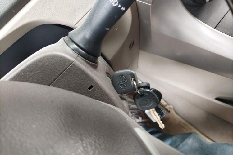 Used Toyota Verso 2014 Starlight 180E CVT Elite Edition