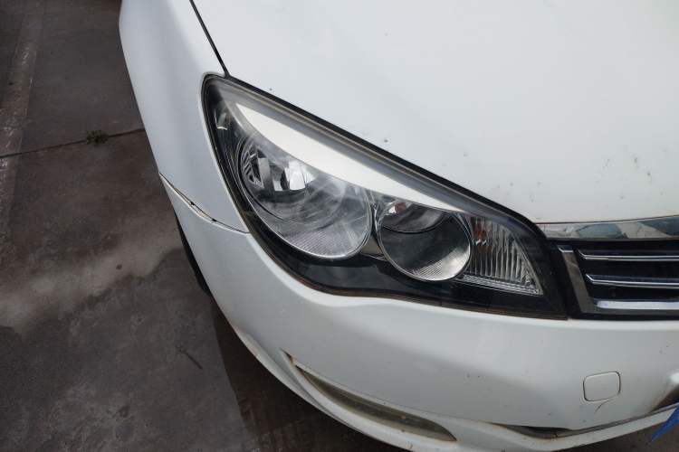 Used Roewe 350 2014 1.5L Manual Swift Edition