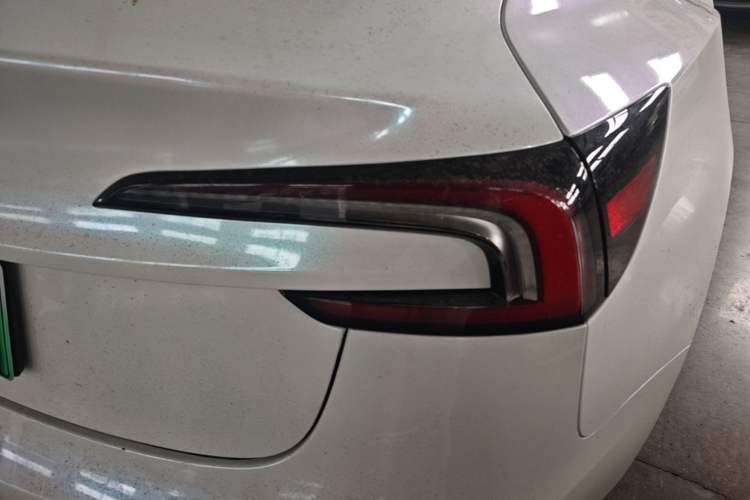 Used Tesla Model 3 2025 Rear-Wheel-Drive Version