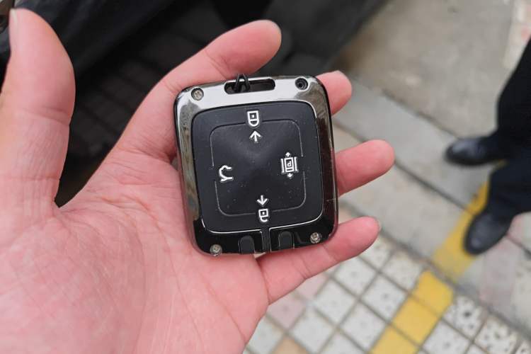 Used Zeekr X 2025 5-Seater Four-Wheel Drive Sport Version Vehicle Key