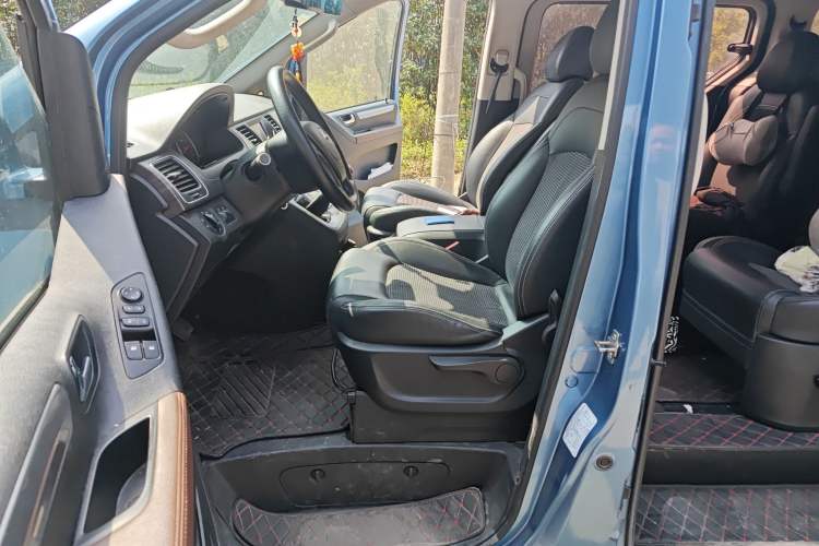 Used SAIC MAXUS G10 2018 PLUS 2.0T Manual Elite Edition