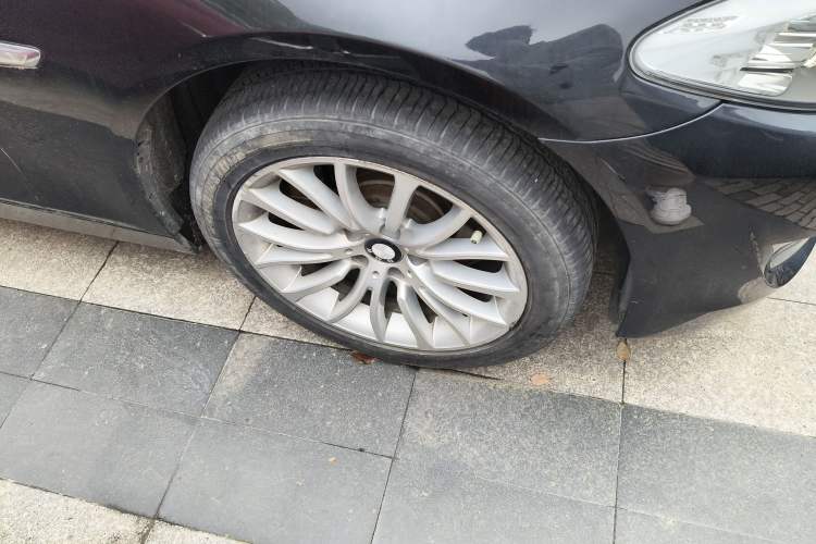 Used BMW 5 Series 2013 520i Elegant Edition Right Front Wheel Hub