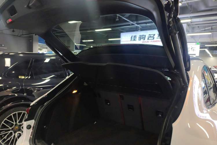 Used Porsche Macan 2018 Macan 2.0T