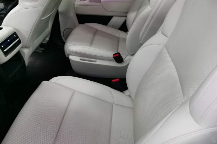 Used Li Auto L8 2023 Pro Model Left Rear Seat