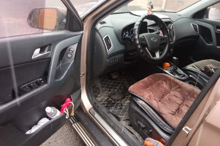 Used Hyundai ix25 2015 2.0L Automatic Two-Wheel Drive Intelligent GLS
