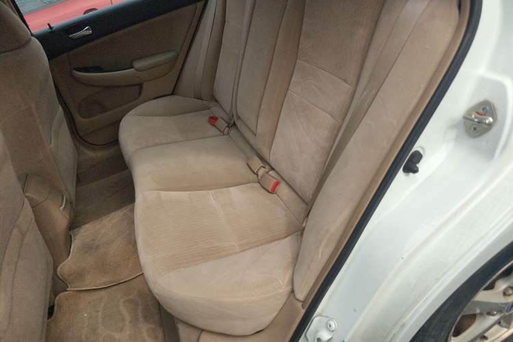 Used Honda Accord 2006 2.0L standard version
