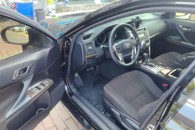 Used Toyota Reiz 2013 2.5S Elite Edition Driver Seat