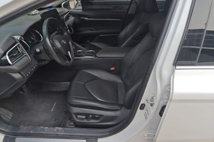 Used Toyota Camry 2021 2.0G Luxury Edition Left Front Seat