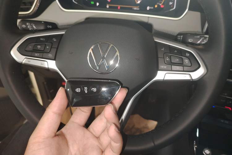 Used Volkswagen Tayron 2024 330TSI Two-Wheel Drive Luxury Plus Advanced Version
