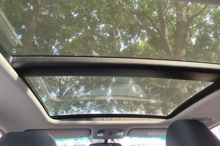 Used Kia K5 2016 1.6T Automatic LUX
