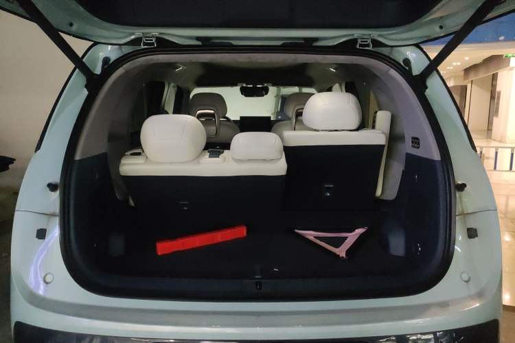 Used Zeekr MIX 2025 Long-Range Intelligent Driving Edition
