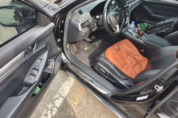Used Honda Accord 2018 260TURBO Luxury Edition China VI Driver Seat
