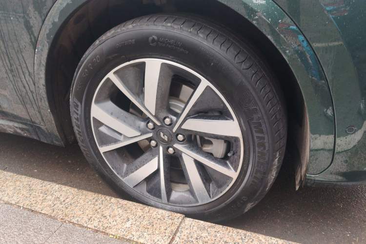 Used Li Auto L7 2023 Air model
