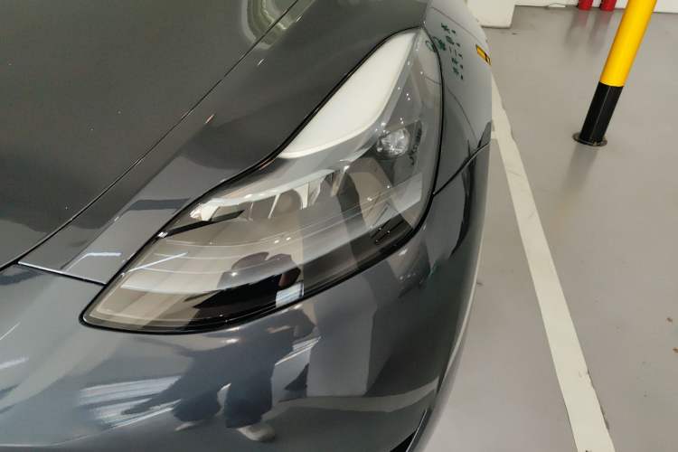 Used Tesla Model Y 2024 Rear-Wheel-Drive Version
