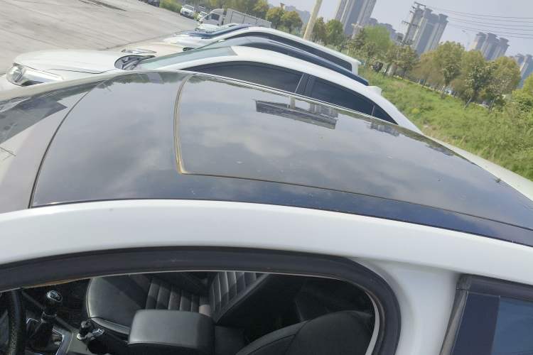 Used Skoda Octavia 2017 1.6L Manual Smart Drive Edition Roof