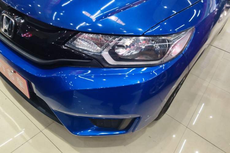 Used Honda Fit 2016 1.5L LXS CVT Comfort Sunroof Version
